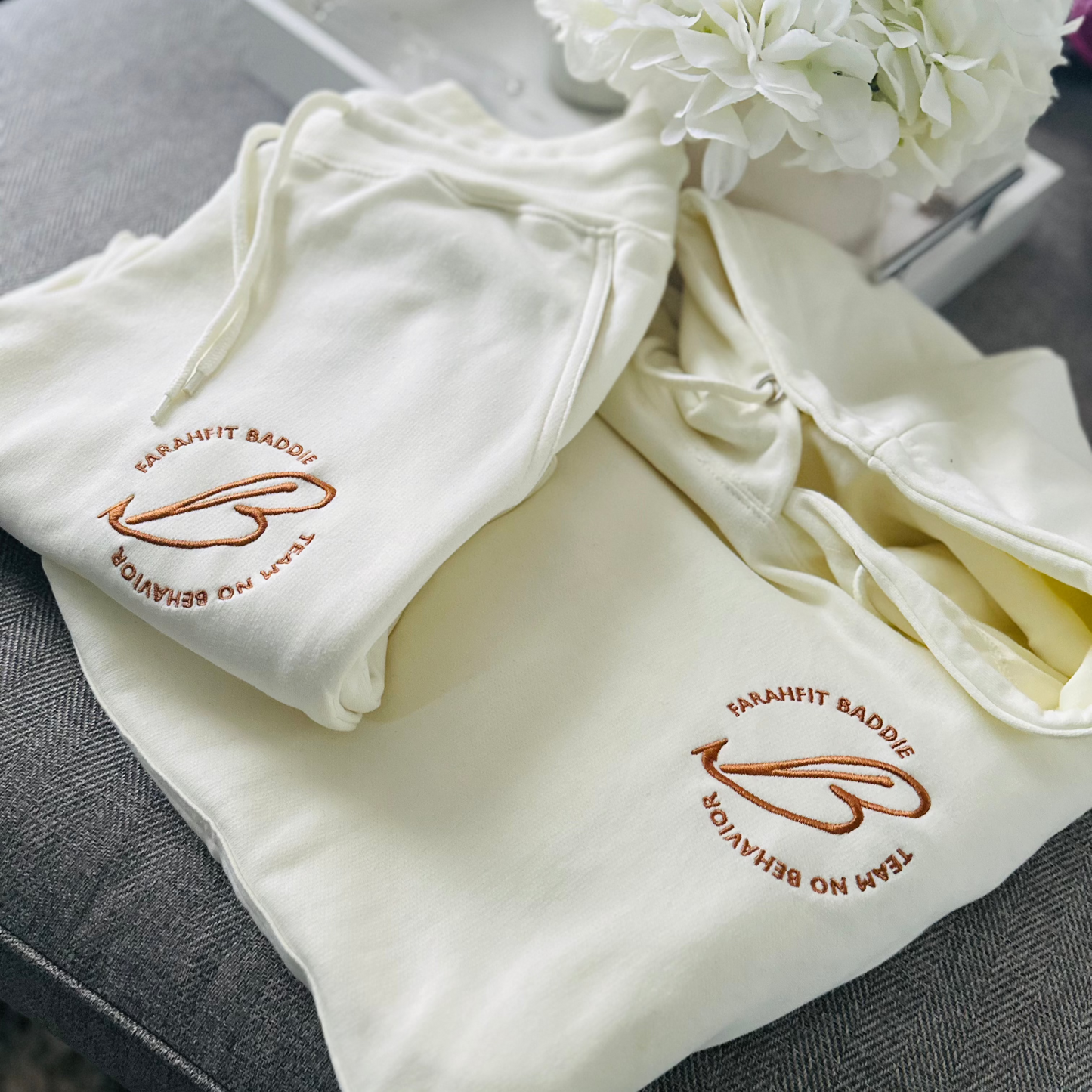 CLEARANCE ITEM: Medium Cream Jogger Set